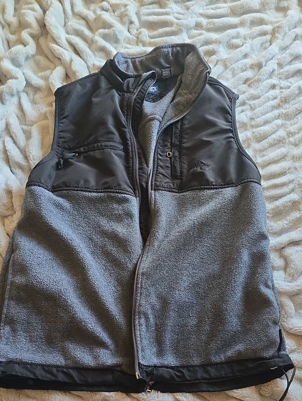 Chaps Gray Two-Tone Fleece Shell Vest